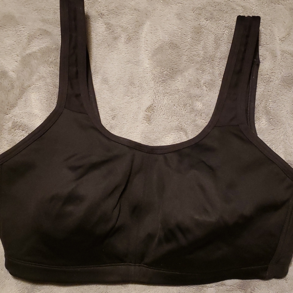 Black Sports Bra Size 36DD